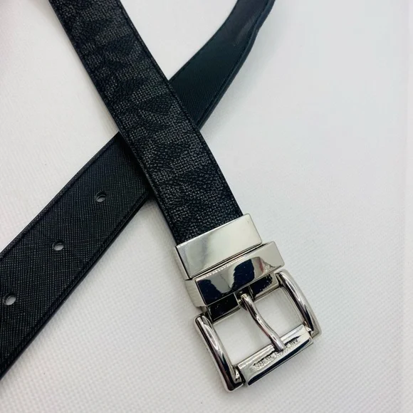 Michael Kors Black leather belt silver buckle EUC Michael Kors Black leather belt silver buckle EUC  main image 3